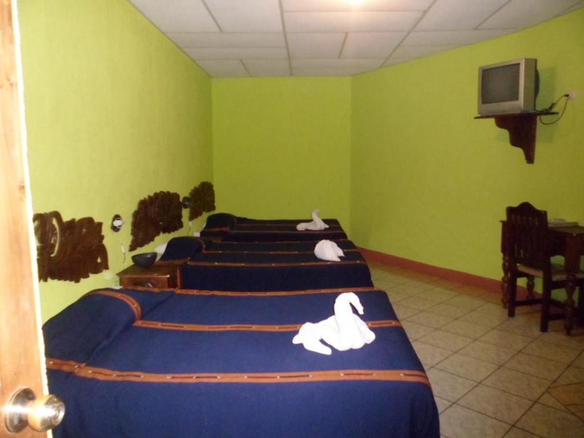 Hoteles Kakchiquel Panajachel Exterior foto